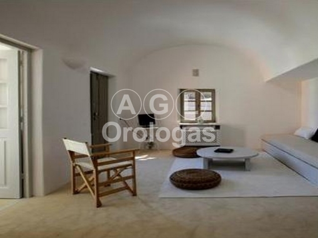 (For Sale) Residential Detached house || Cyclades/Santorini-Oia - 105 Sq.m, 450.000€ 