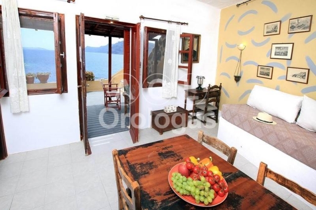(For Sale) Commercial Hotel || Cyclades/Santorini-Oia - 193 Sq.m, 2.000.000€ 