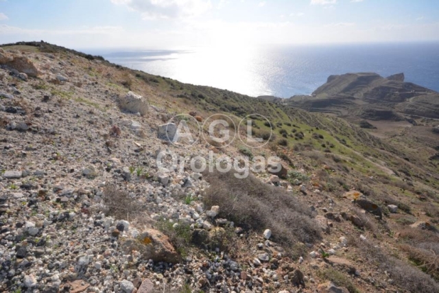 (For Sale) Land Plot out of City plans || Cyclades/Santorini-Thira - 15.000 Sq.m, 300.000€ 