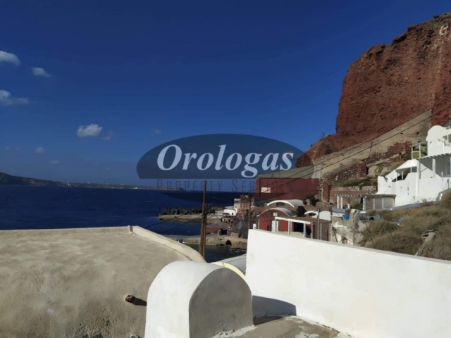 (For Sale) Land Plot for development || Cyclades/Santorini-Oia - 115 Sq.m, 290.000€ 